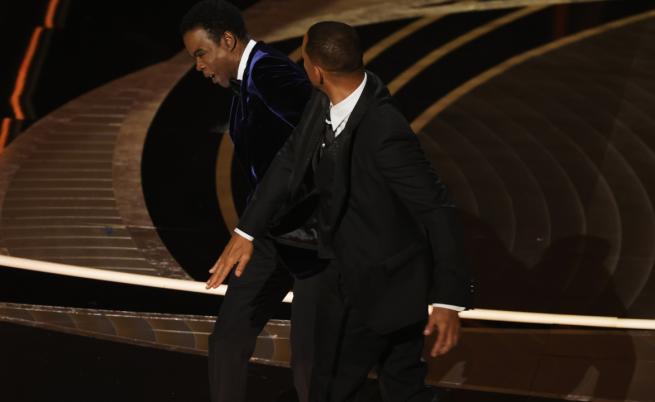 Най-смешните реакции, след като Уил Смит шамароса Крис Рок на наградите Оскар