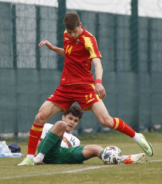 България U17 Черна гора U171