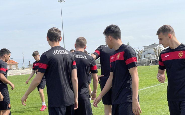 България U17 тренира преди решителната квалификация с Република Ирландия