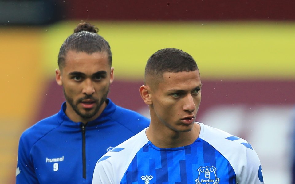 Отборът на Евертън ще продаде някого измежду Ричарлисон и Доминик