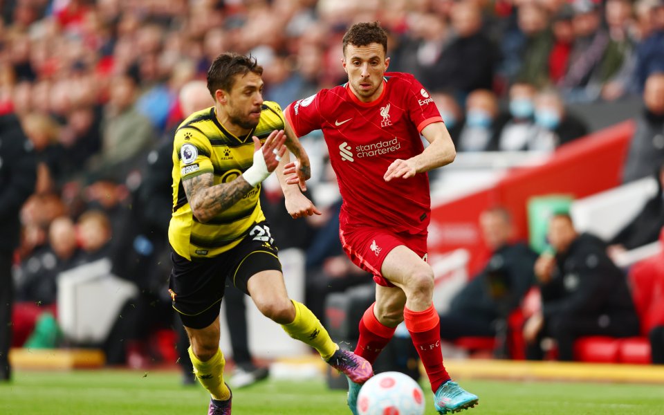 Отборите на Ливърпул и Уотфорд играят при резултат 1:0 в