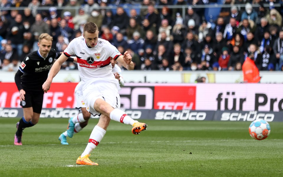 Нападателят на Щутгарт Саша Калайджич е с коронавирус и няма