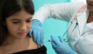 <p>Фармацевти отчитат повишено търсене на ваксини за коклюш&nbsp;</p>