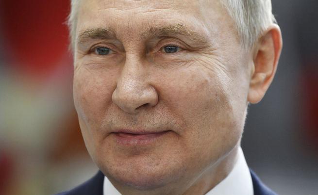 Лукс и екстравагантност: Ето как изглежда вилата на Путин в Карелия (ВИДЕО)