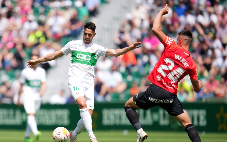 Елче постигна важна победа в борбата за оцеляване в испанската