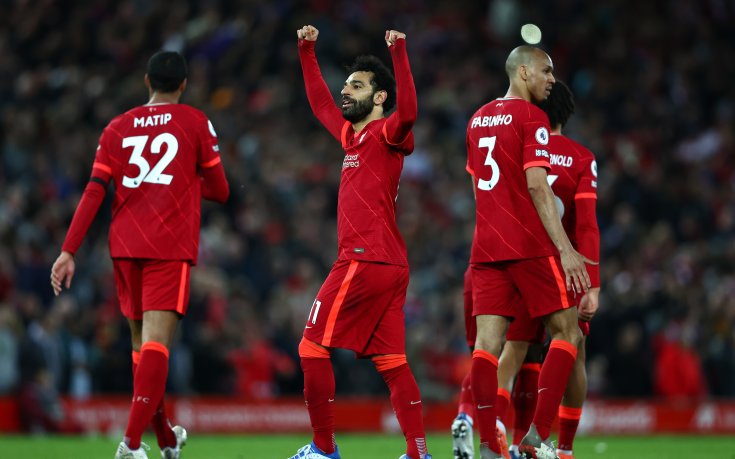 Безпощаден Ливърпул отново разчлени Манчестър Юнайтед и се завърна на върха в Англия