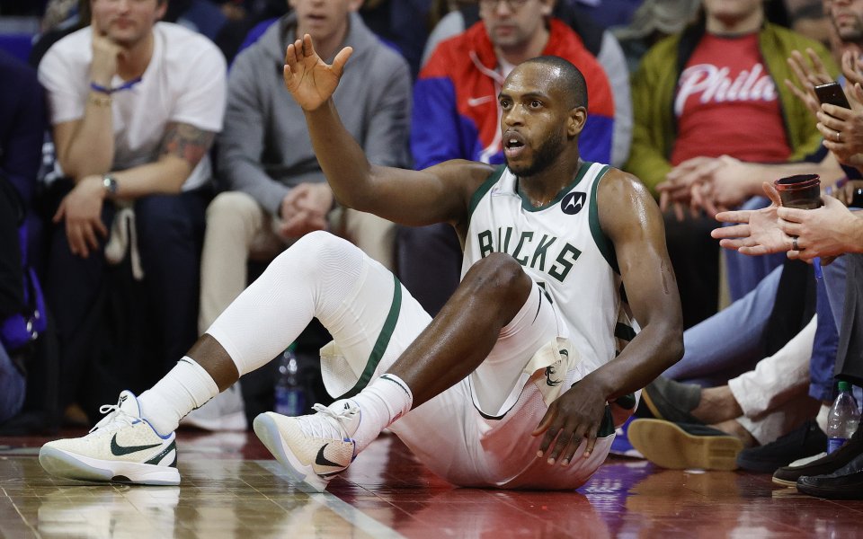Баскетболистът на Милуоки Бъкс Крис Мидълтън все още е под
