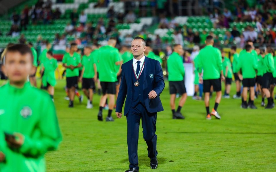 Лудогорец поздрави лекаря на клуба д-р Валентин Великов. Валентин Великов