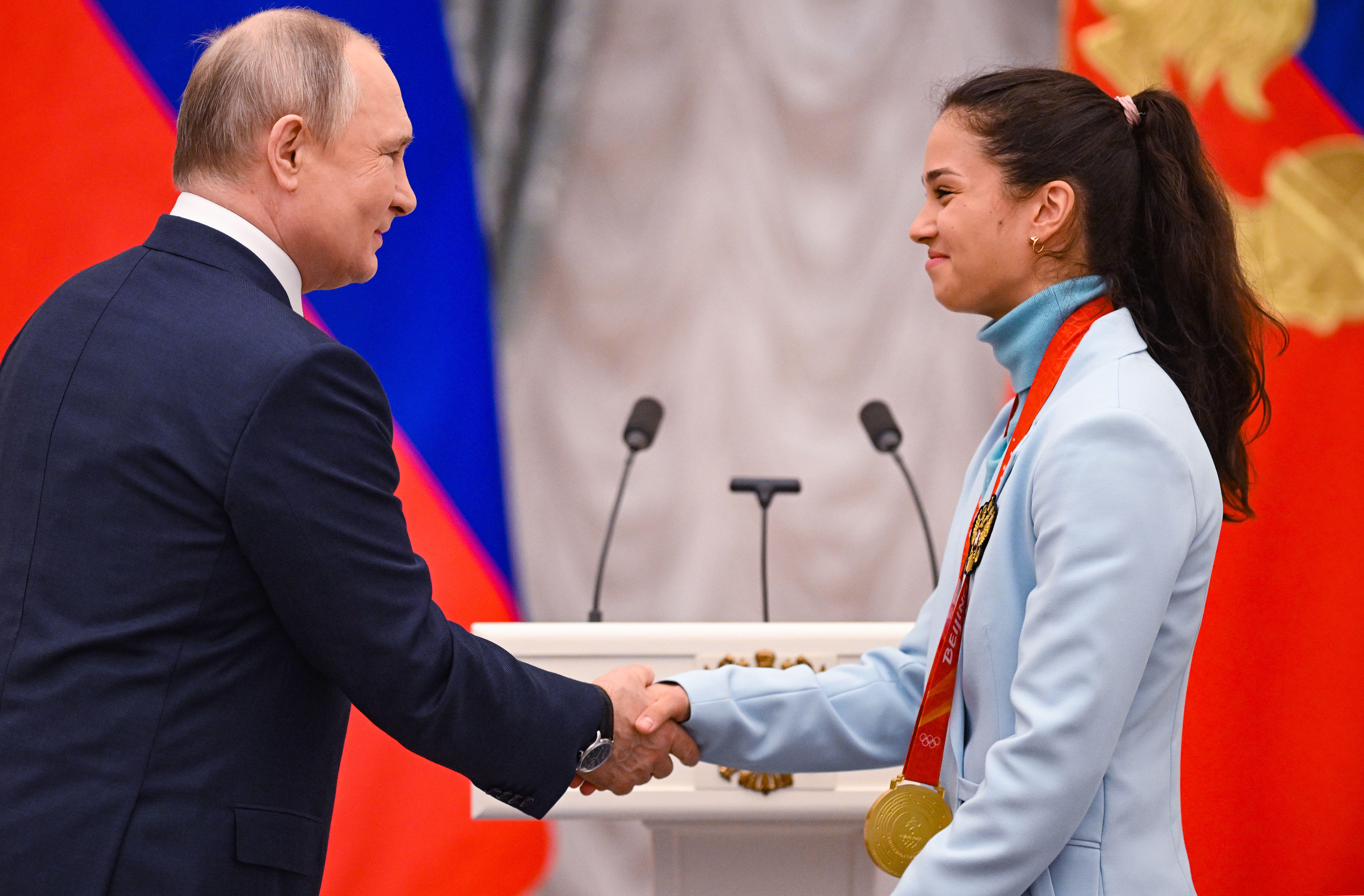 <p>Руският президент Владимир Путин награди олимпийци от Зимните игри в Пекин<br />
&nbsp;</p>