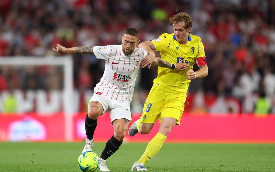 Севиля се издъни срещу състава на Кадис в домакинство от