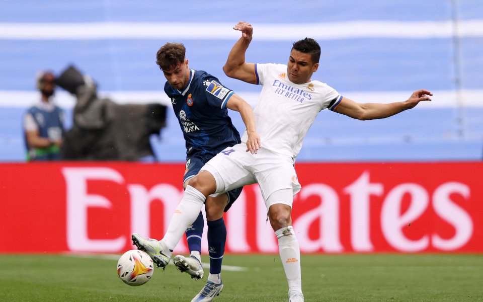 Реал Мадрид и Еспаньол играят при резултат 1:0 на "Сантяго