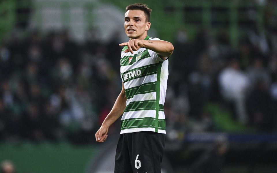 Тотнъм е готов да направи оферта за халфа на Спортинг