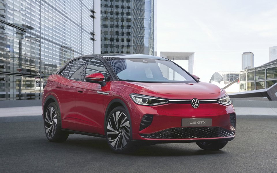 Бъдещето е на електрическите превозни средства, едва ли вече някой