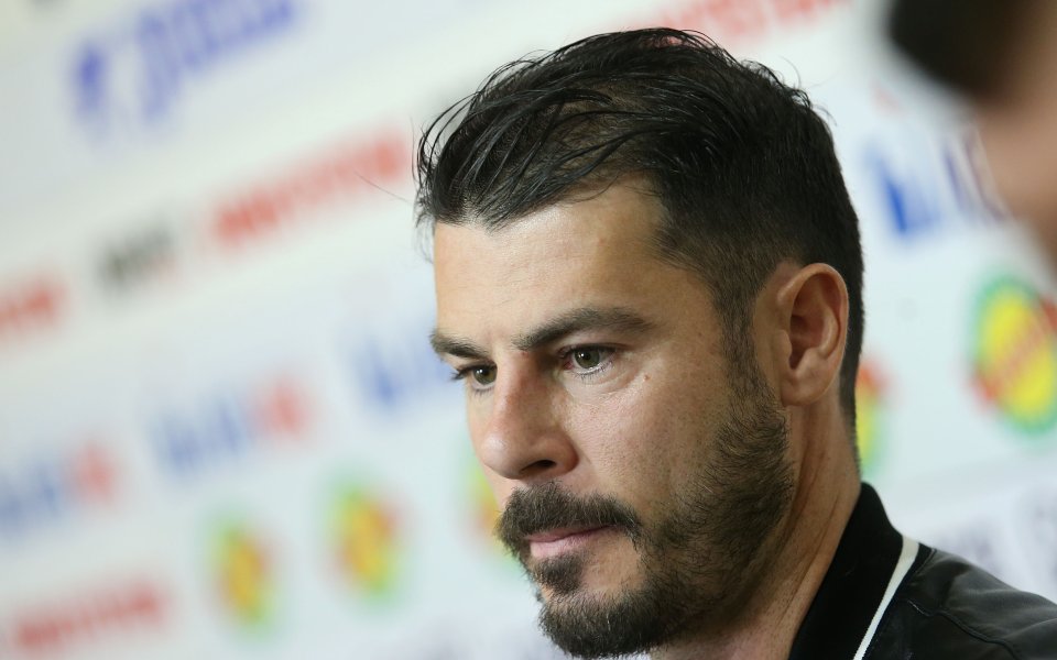 Галин Иванов се завръща в групата на Славия за отложения