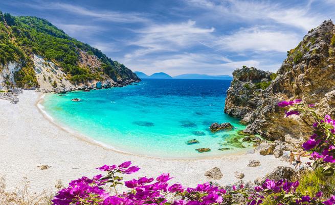 Гръцките плажове са пълни с микрочастици пластмаса