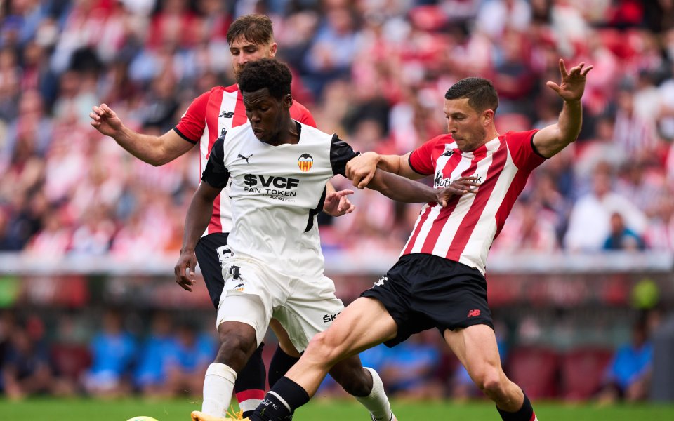 Атлетик Билбао и Валенсия завършиха наравно 0:0 в мач от