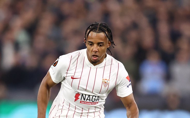 Барселона изготви списък с петима централни защитници за лятото