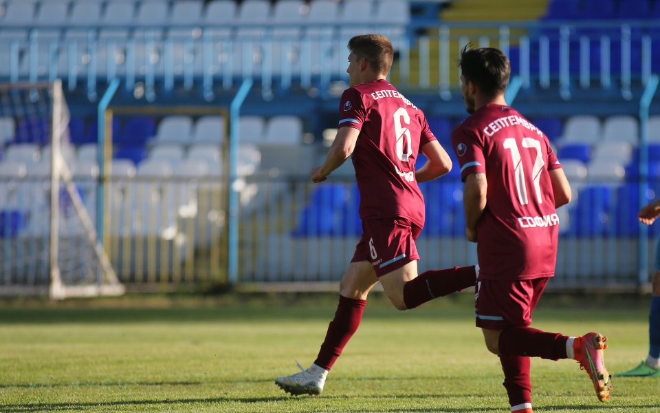 Футболистът на Септември София &ndash; Атанас Кабов, сподели, че смята