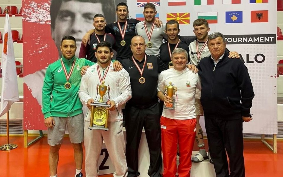 Борците спечелиха шест титли на турнира в Тирана