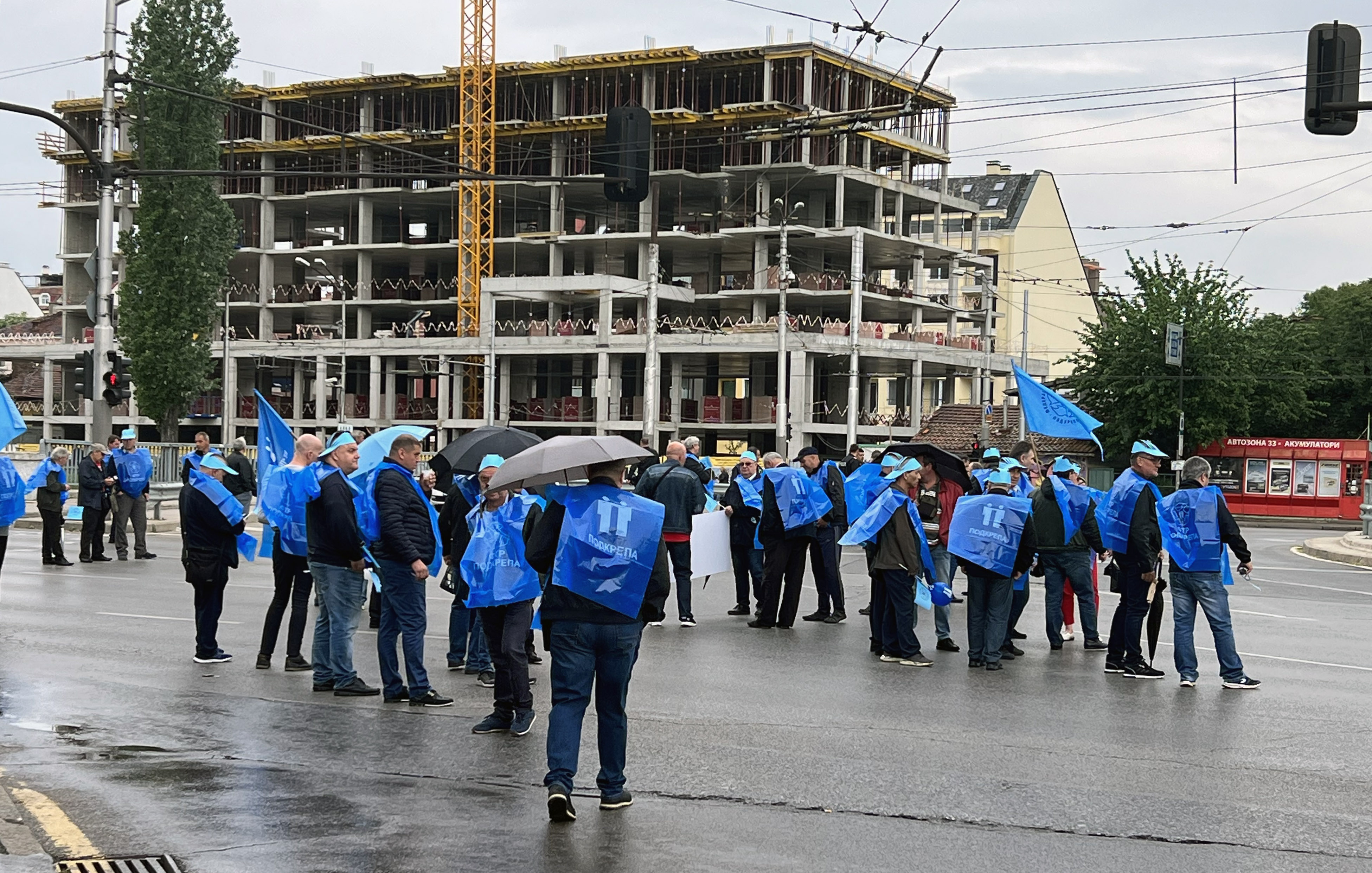 <p>Представители на транспортния сектор протестират в София.</p>