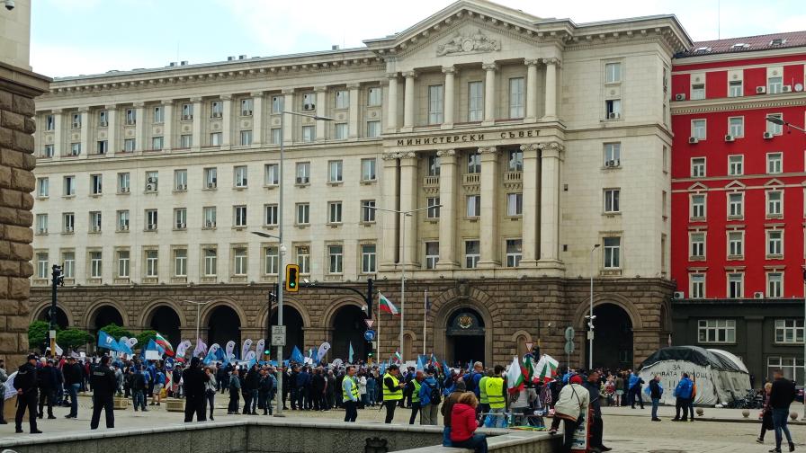 Протести и блокади на ключови места в София