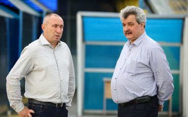 Последният треньор направил Левски шампион  Емил Велев коментира деликатната ситуация