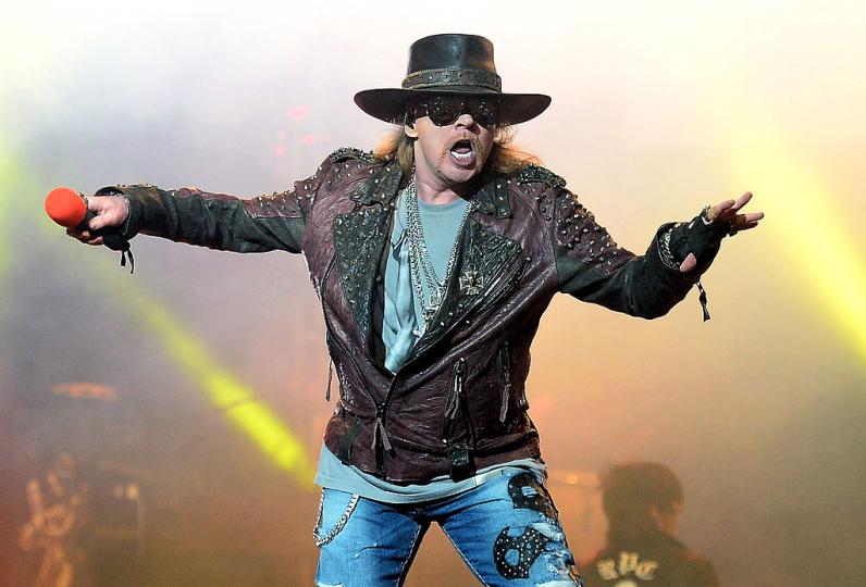 <p><strong>Аксел Роуз</strong></p>

<p>Вокалистът на Guns&amp;Roses имаше рожден ден на 2 февруари</p>