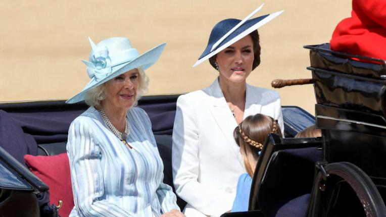  Камила, Кейт и трите ѝ деца на празненството по случай платинения празник на кралицата 