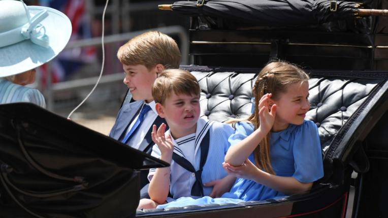  Камила, Кейт и трите ѝ деца идват за парада в чест на кралицата 