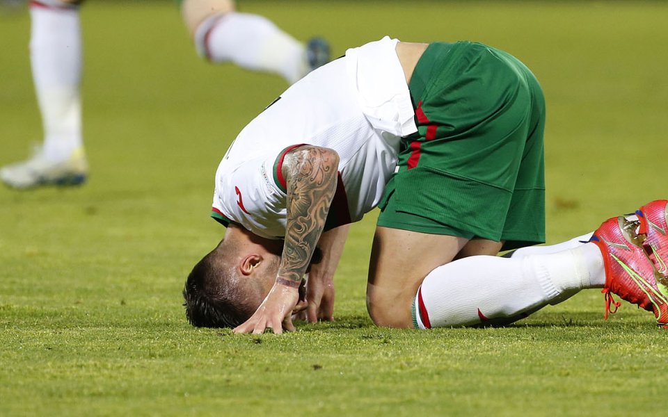 Снощната катастрофална загуба на България с 2:5 от Грузия предизвика