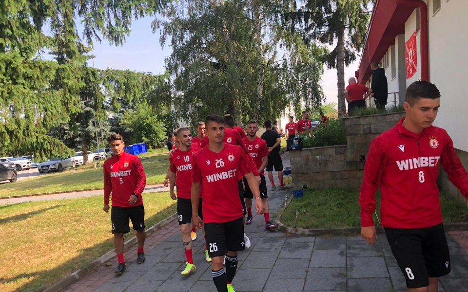 Отборът на ЦСКА започна своята подготовка за следващия сезон. "Червените"