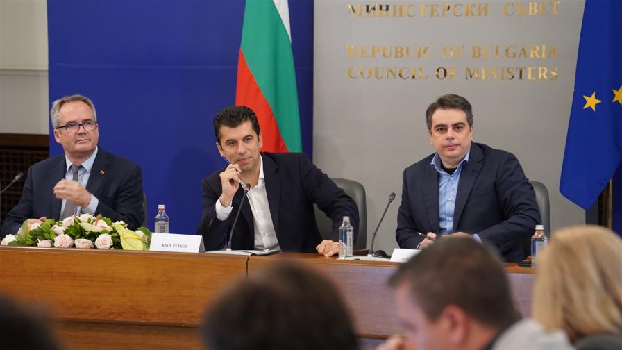 Петков с амбициозен сценарий за растеж на българската икономика