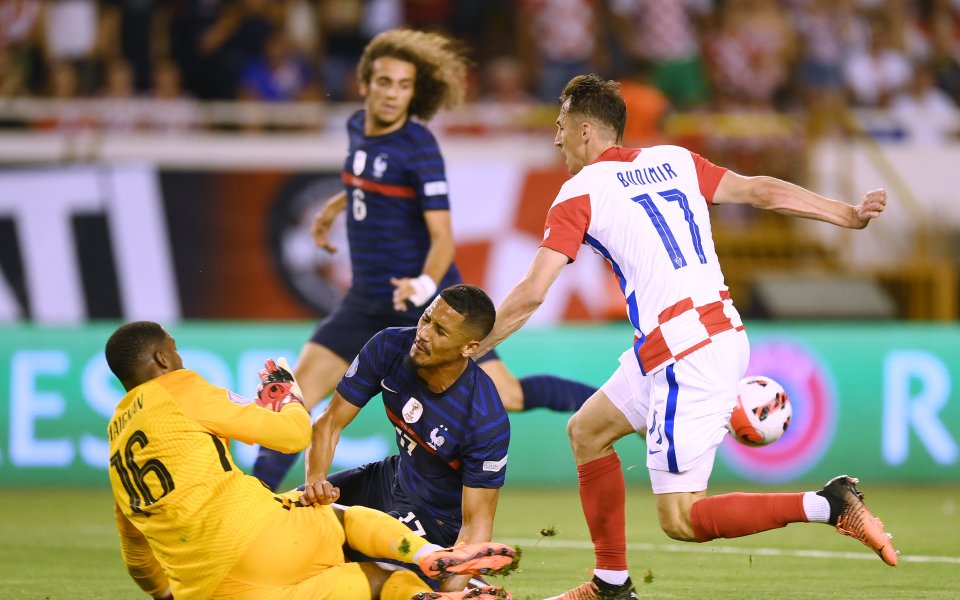 Отборите на Хърватия и Франция играят при резултат 0:0 в