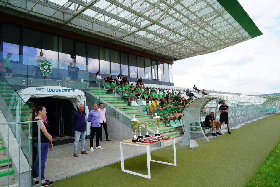 Шампионите от Академия Лудогорец1