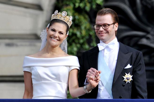 На 19 юни 2010 г. Даниел Уестлинг и престолонаследницата Виктория официално стават съпруг и съпруга
