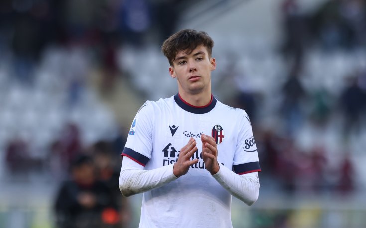 Арсенал продължава с трансферите: Взима и защитник на Болоня