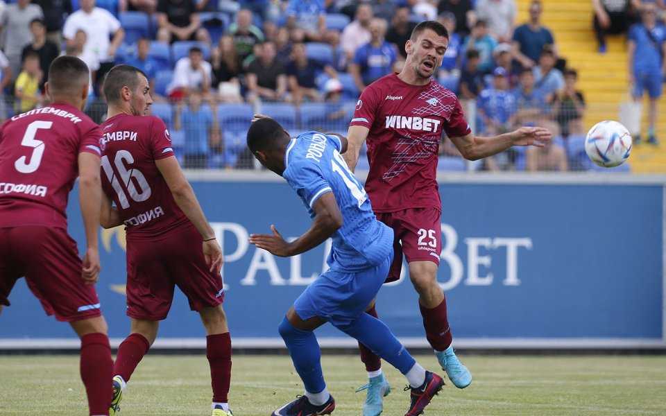 Левски и Септември завършиха при резултат 1:1 в първата проверка