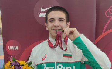 Калоян Атанасов ликува с европейската титла на първенството за кадети