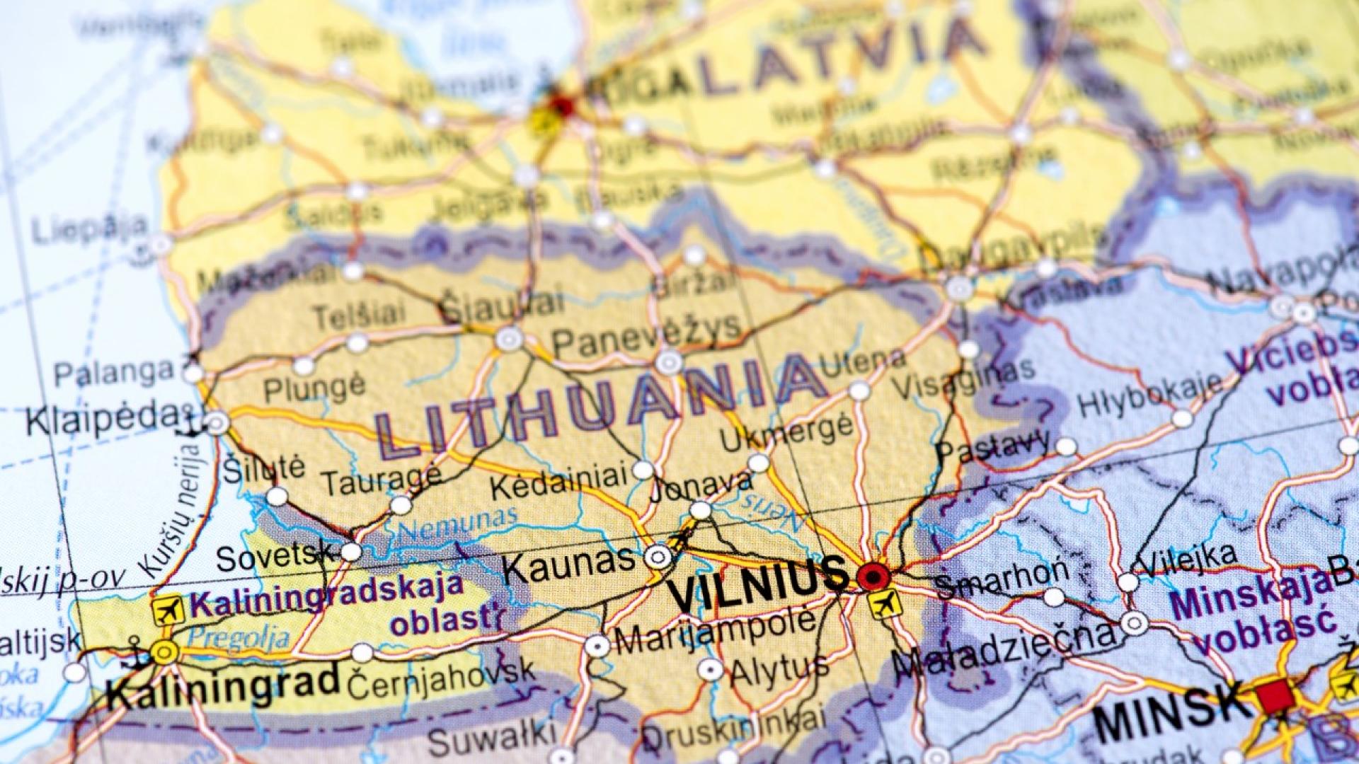 Литовските власти повдигнаха обвинения срещу 15 души за терористична дейност