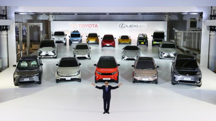Toyota към правителството: или подкрепяте хибридите, или снемаме доверие от вас