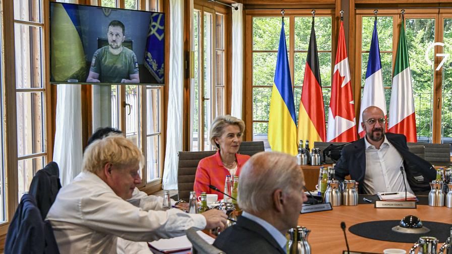 Зеленски се обърна към лидерите на Великобритания, Канада, Франция, Германия, Италия, Япония и САЩ чрез видеоконферентна връзка във втория ден от  срещата им в Южна Германия