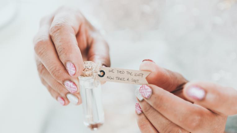  22 превъзходни сватбени маникюра за булки и шаферки 