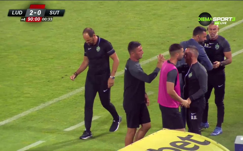 В добавеното време от срещата Алекс Сантана намери Каули Оливейра