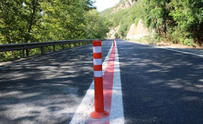 Опасно шофиране в Кресненското дефиле: Колата е на НСО, започват вътрешни проверки