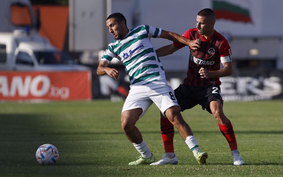 Черно море гостува на Локомотив София в мач от 12-ия