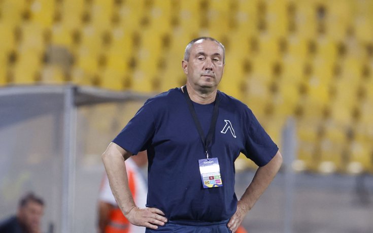 Станимир Стоилов разкри за две оферти към играчи на Левски