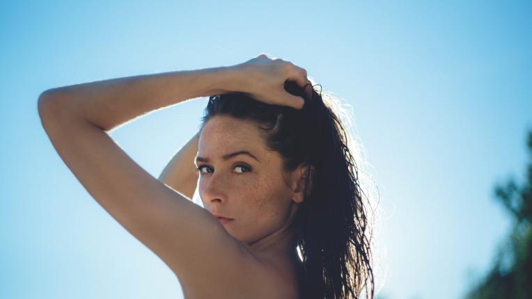  Как да се погрижим за комбинираният вид коса 