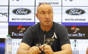 ОЧАКВАЙТЕ НА ЖИВО: Мъри Стоилов говори преди мача с Хамрун