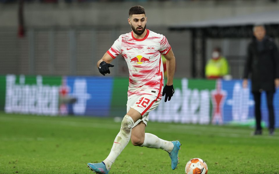 Челси готви трансферна бомба в дните до края на летния