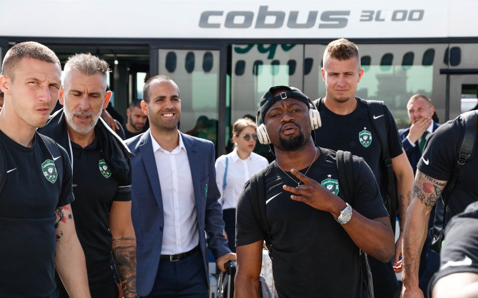 Играчите на шампиона Лудогорец кацнаха на международното летище в Дъблин,